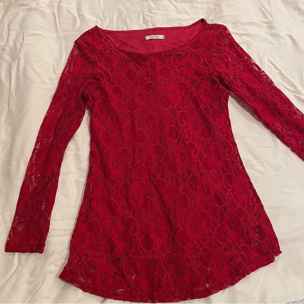 Elegant Red Lace Long Sleeve Blouse